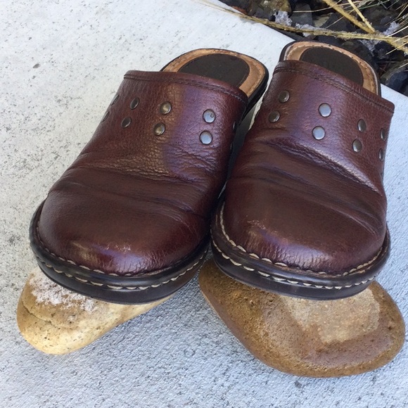 Super Cute & Comfortable Born Clogs - Picture 7 of 7